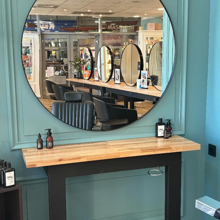 Un coin Homme et Barbier