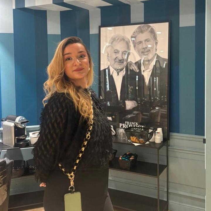 MELANIE NOTRE MANAGER