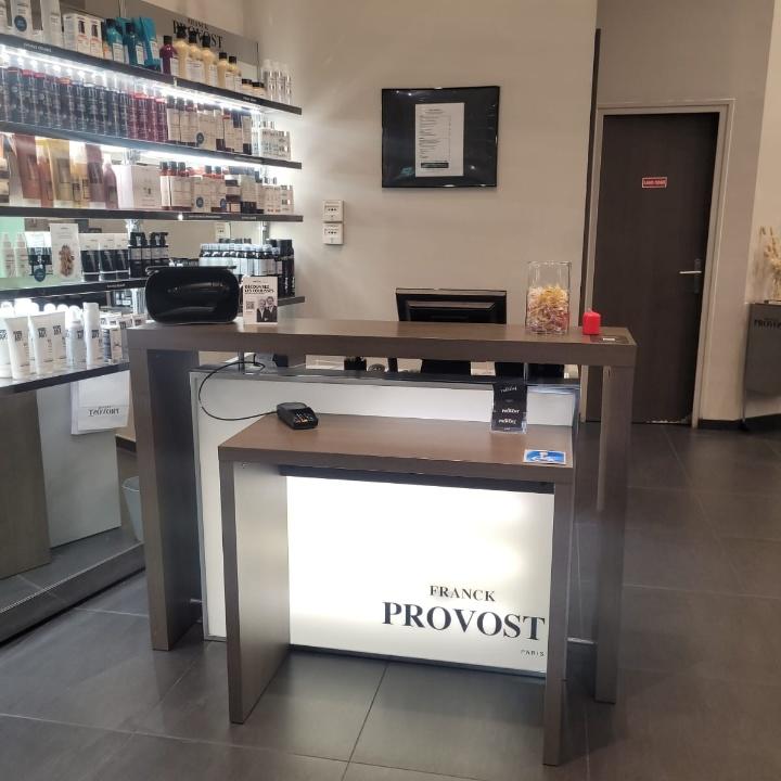 Accuei Salon