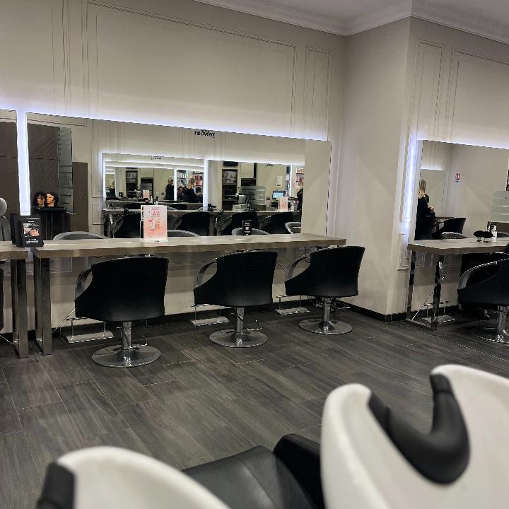 Salon