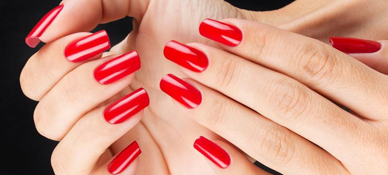manicure e smalto semipermanente